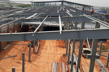Nhà thép tiền chế và những ưu điểm khi xây dựng ở các vùng sâu vùng xa