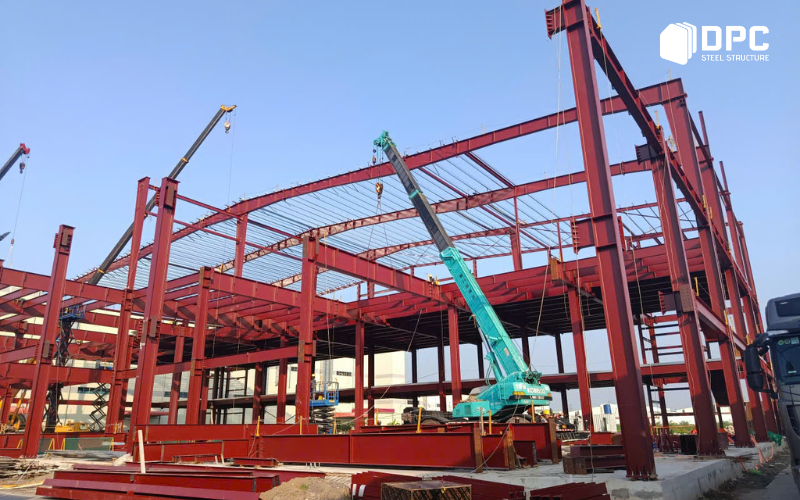 DPC Steel chi phí xây dựng nhà thép tiền chế 3.000m² năm 2025