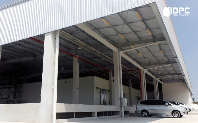 DPC Steel bí quyết chọn canopy chuẩn cho nhà xưởng kết cấu thép