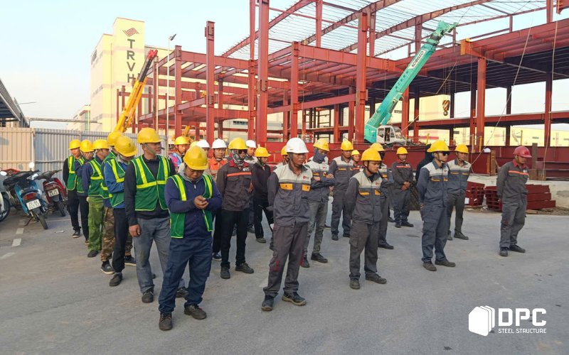 DPC Steel kiểm soát chi phí phát sinh khi thi công nhà xưởng
