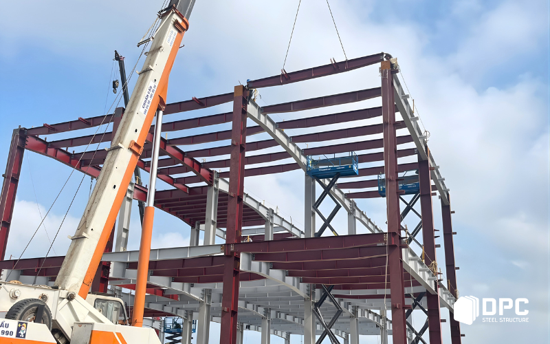 DPC Steel lắp dựng nhà xưởng kết cấu thép quy mô lớn