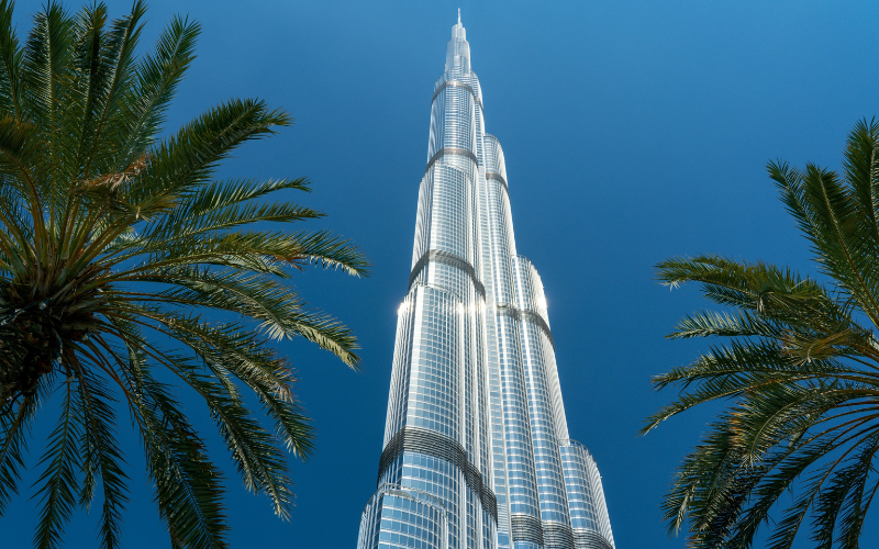 Burj Khalifa (UAE) – Chạm tới bầu trời